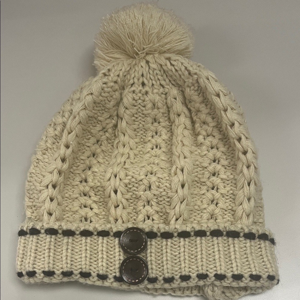 Source Unknown Cream Knit Beanie with Button Detail
